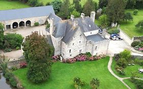 Manoir De Savigny